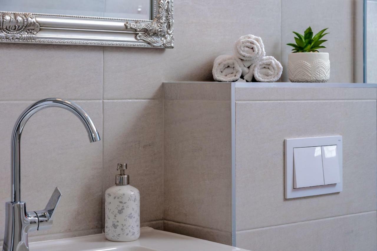 Casa Katalina Apartment Komiza Ngoại thất bức ảnh