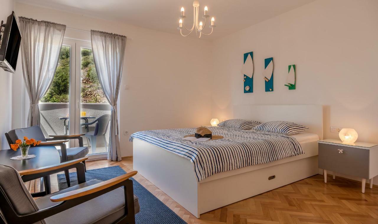 Casa Katalina Apartment Komiza Ngoại thất bức ảnh