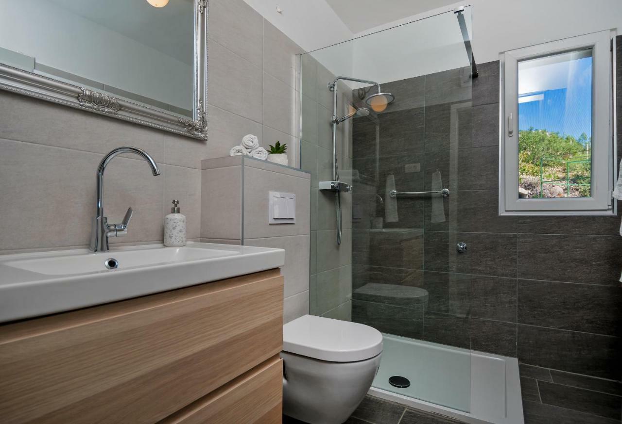Casa Katalina Apartment Komiza Ngoại thất bức ảnh